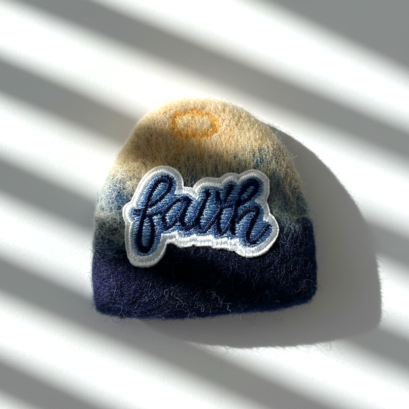 Faith Patch Wool Magnet - Woobbi
