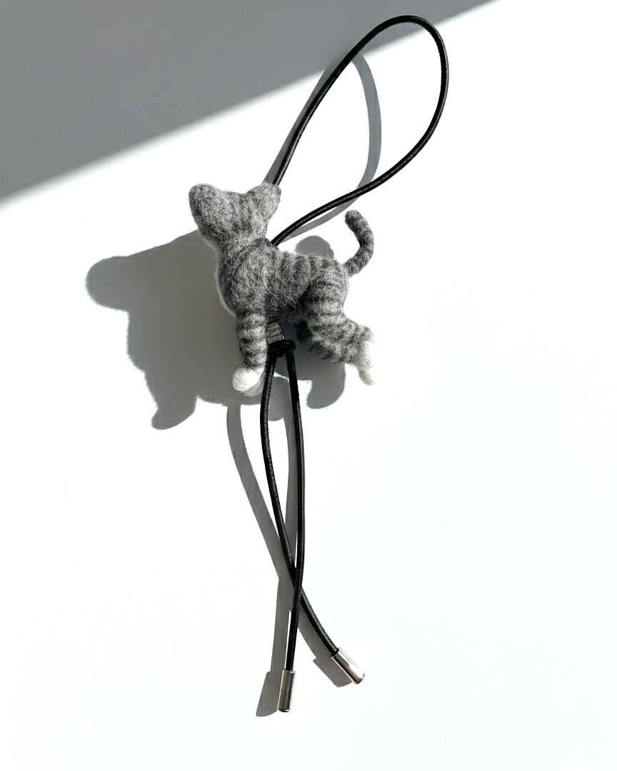 Gray Tabby Cat Wool Charm - Woobbi