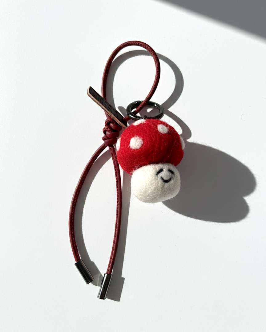 Mushroom Wool Bag & Keychain Charm - Woobbi