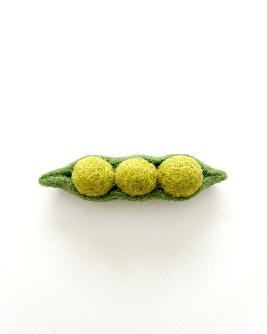 Pea Pod Wool Felt Fridge Magnet - Woobbi