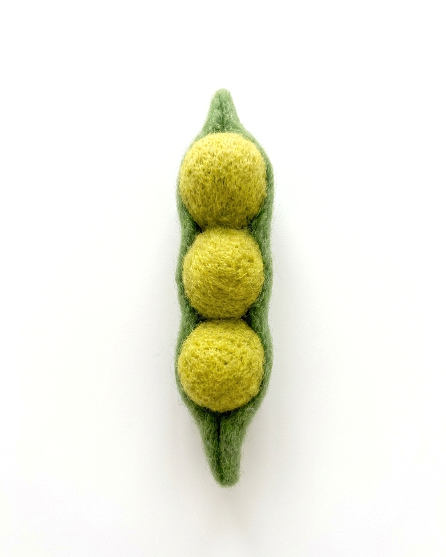 Pea Pod Wool Felt Fridge Magnet - Woobbi