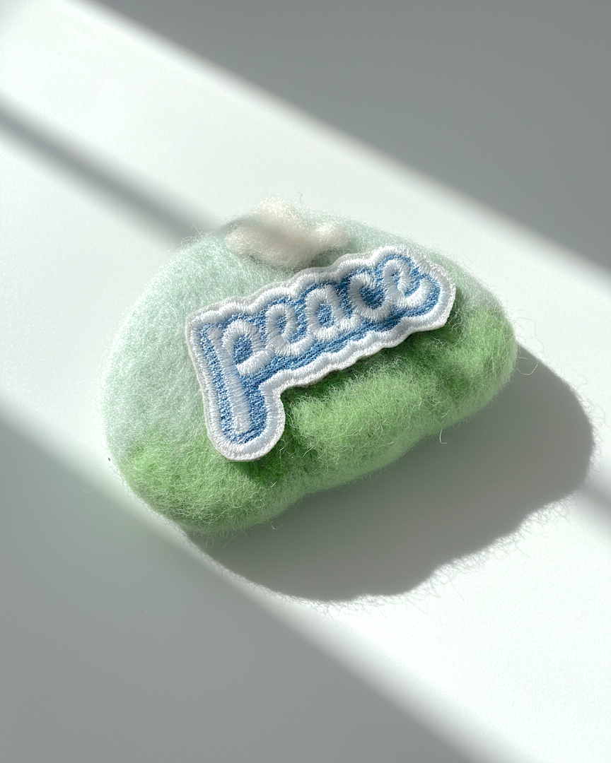 Peace Patch Wool Magnet - Woobbi